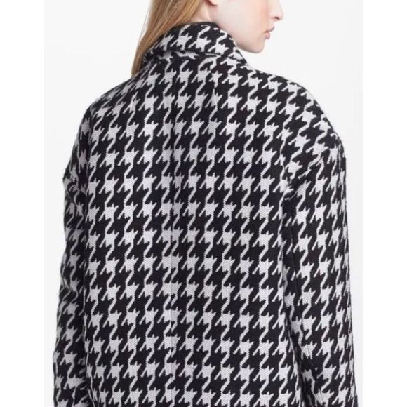 THEORY - Picture 3 of 14